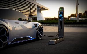 véhicule électrique en charge