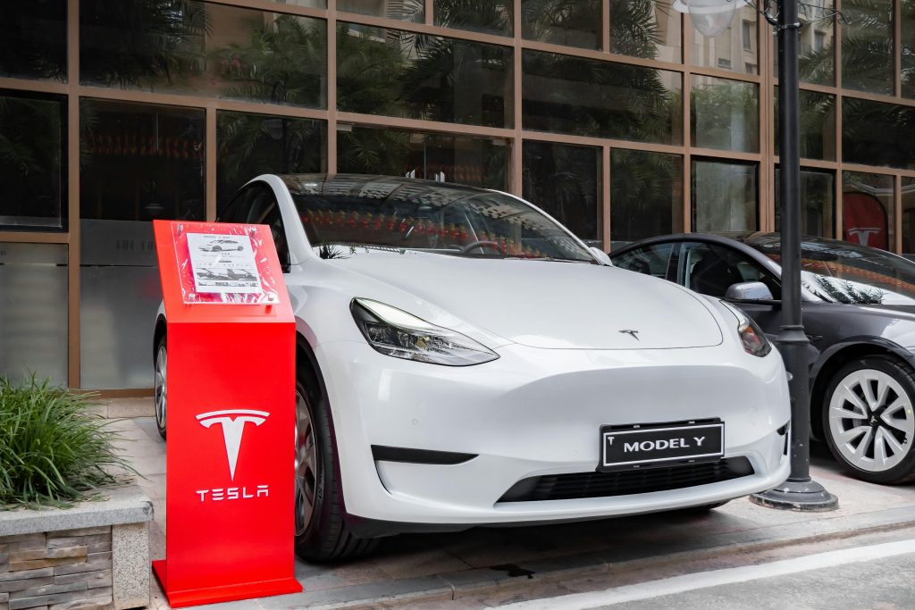 voiture électrique tesla