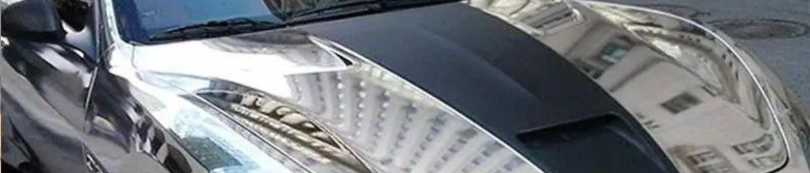 Carrosserie avec covering chrome effet miroir brillant