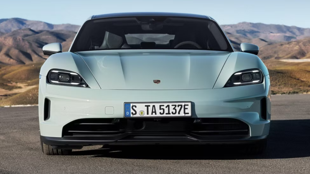 Porsche Taycan personnalisée finition haut de gamme