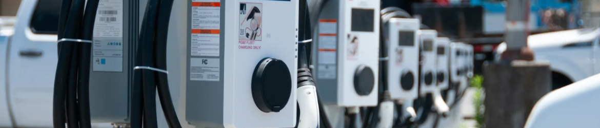 Réseau de bornes de recharge électrique rapide en France par région